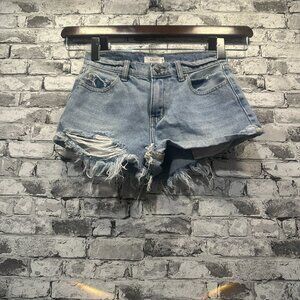 EUC Cello Distressed Denim Shorts 2' Inseam Size Small